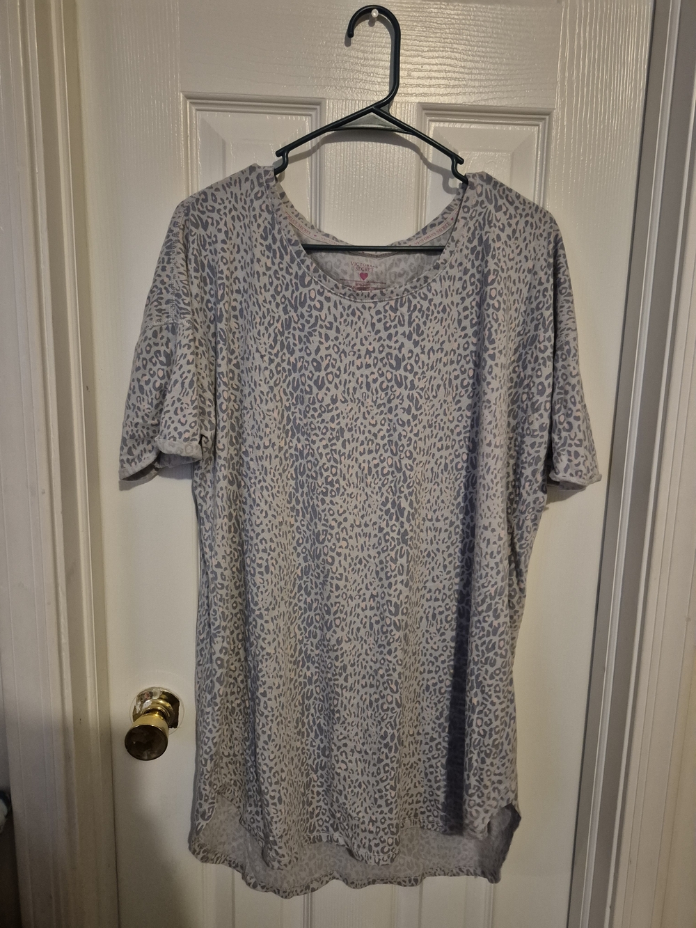 Victoria's Secret Light Gray Leopard Print Short Sleeve Nightshirt
